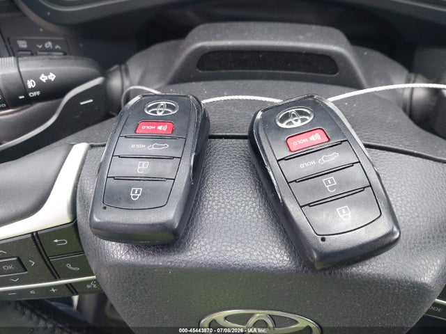 Продажа на аукционе авто 2024 Toyota Grand Highlander Platinum, vin: 5TDAAAB5XRS043447, номер лота: 45443870