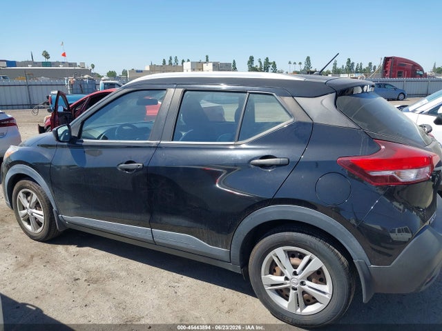 Nissan KICKS S 2018 3N1CP5CU6JL524006 Image 16