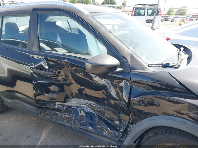 Nissan KICKS S 2018 3N1CP5CU6JL524006 Image 13