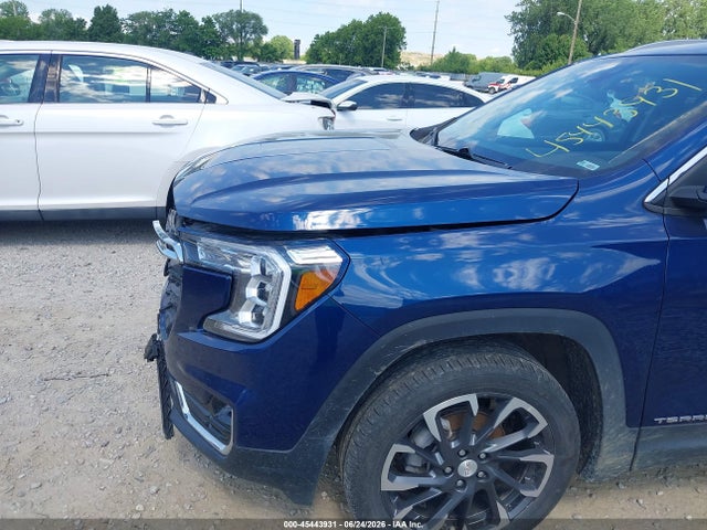 2022 Gmc Terrain Awd Slt მანქანა იყიდება აუქციონზე, vin: 3GKALVEV2NL126534, აუქციონის ნომერი: 45443931