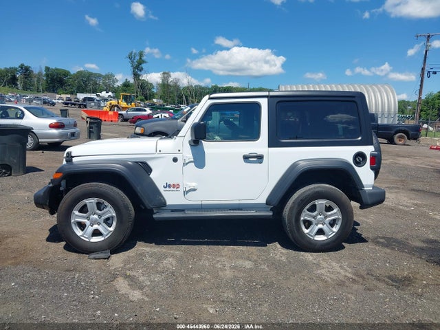 Продажа на аукционе авто 2022 Jeep Wrangler Sport S 4x4, vin: 1C4HJXAGXNW215796, номер лота: 45443960