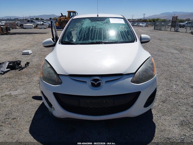 Mazda Mazda2 Sport 2014 JM1DE1KZXE0180230 Image 15