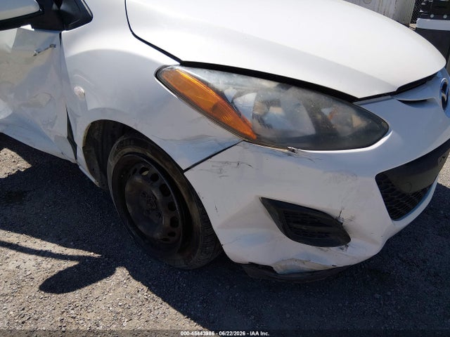 Mazda Mazda2 Sport 2014 JM1DE1KZXE0180230 Image 13