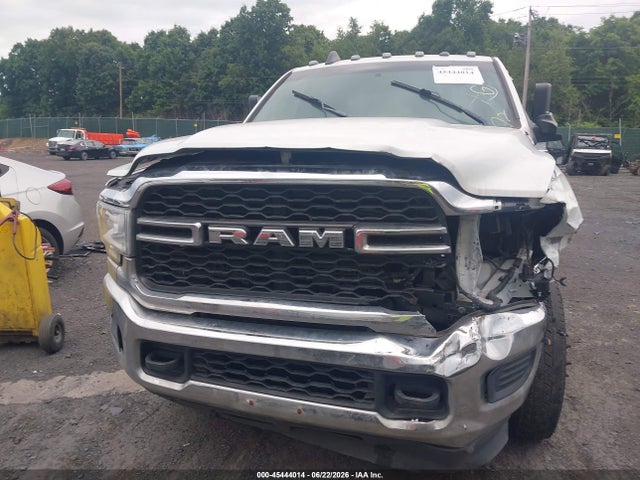 45444014 :رقم المزاد ، 3C7WRSCL3MG553618 vin ، 2021 Ram 3500 Chassis Tradesman/slt/laramie/limited مزاد بيع