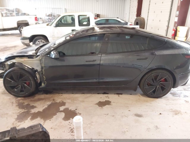 Tesla Model 3 Performance All-wheel Drive 2026 5YJ3E1ET9TF128797 Image 14