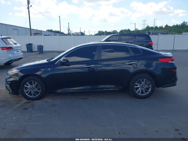 Auction sale of the 2019 Kia Optima Lx, vin: 5XXGT4L39KG296348, lot number: 45444028