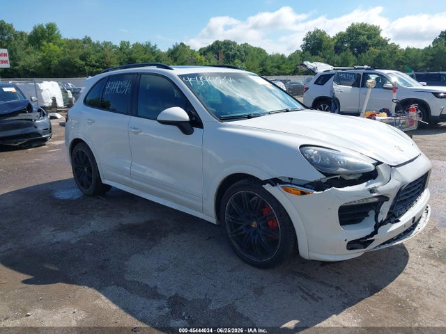 2013 Porsche Cayenne Gts მანქანა იყიდება აუქციონზე, vin: WP1AD2A29DLA79661, აუქციონის ნომერი: 45444034