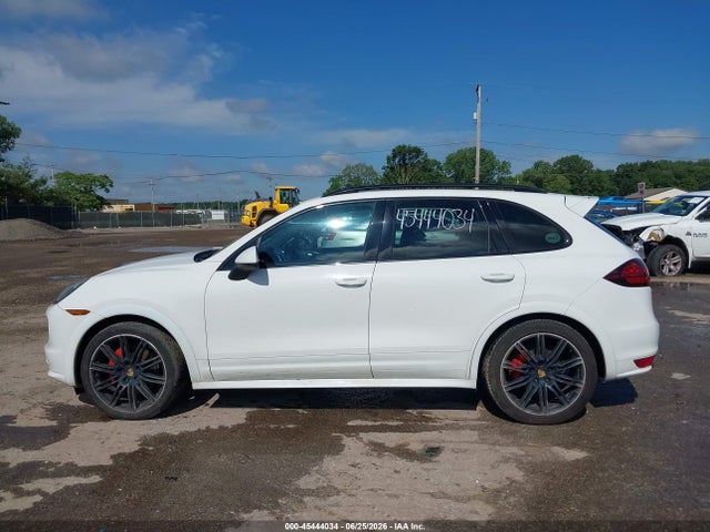Продажа на аукционе авто 2013 Porsche Cayenne Gts, vin: WP1AD2A29DLA79661, номер лота: 45444034