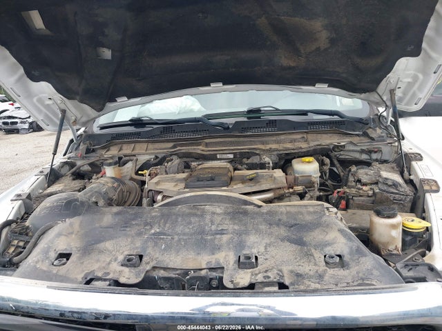45444043 :رقم المزاد ، 3C6UR5CL4JG192201 vin ، 2018 Ram 2500 Tradesman  4x4 6'4 Box مزاد بيع