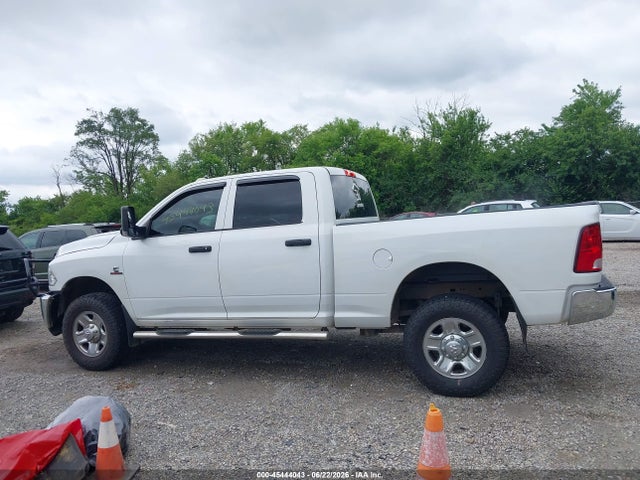 45444043 :رقم المزاد ، 3C6UR5CL4JG192201 vin ، 2018 Ram 2500 Tradesman  4x4 6'4 Box مزاد بيع
