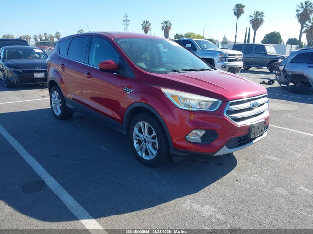 45444044 :رقم المزاد ، 1FMCU9G95HUE48373 vin ، 2017 Ford Escape Se مزاد بيع