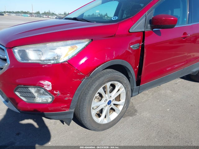 1FMCU9G95HUE48373 Ford ESCAPE SE