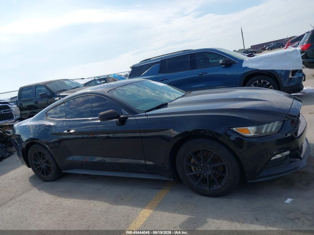 2017 Ford Mustang V6 მანქანა იყიდება აუქციონზე, vin: 1FA6P8AM1H5285642, აუქციონის ნომერი: 45444048