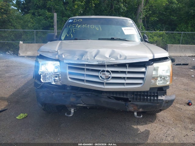 Aukcja sprzedaży 2002 Cadillac Escalade Standard, vin: 1GYEK63N62R229253, numer aukcji: 45444061