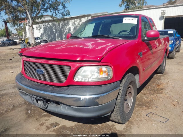 45444074 :رقم المزاد ، 1FTRX17L8XKA83006 vin ، 1999 Ford F-150 Lariat/xl/xlt مزاد بيع