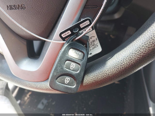 2016 Hyundai Veloster მანქანა იყიდება აუქციონზე, vin: KMHTC6AD2GU282200, აუქციონის ნომერი: 45444154