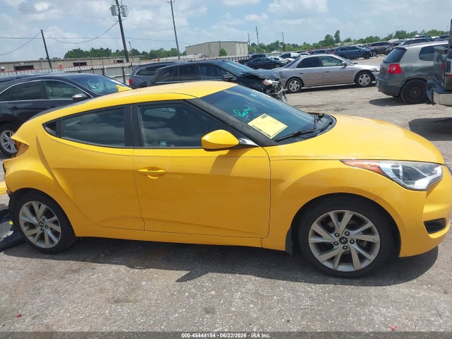 2016 Hyundai Veloster მანქანა იყიდება აუქციონზე, vin: KMHTC6AD2GU282200, აუქციონის ნომერი: 45444154