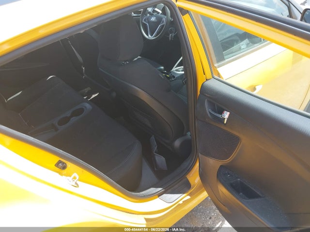 2016 Hyundai Veloster მანქანა იყიდება აუქციონზე, vin: KMHTC6AD2GU282200, აუქციონის ნომერი: 45444154