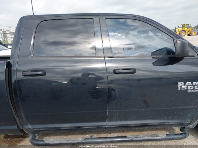 Продаж на аукціоні авто 2019 Ram 1500 Classic Slt  4x2 6'4 Box, vin: 1C6RR6TT7KS690429, номер лоту: 45444173