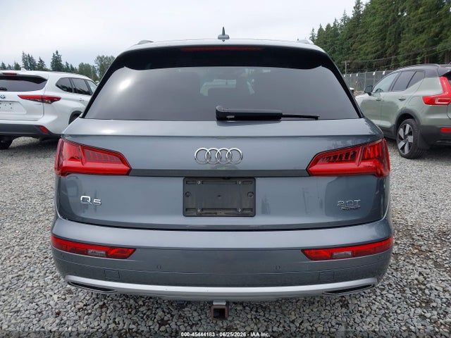 WA1BNAFY4J2215099 Audi Q5 2.0t Premium/2.0t Tech Premium
