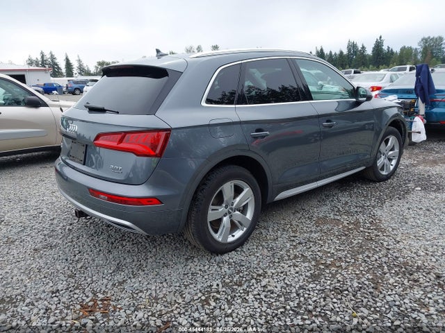 WA1BNAFY4J2215099 Audi Q5 2.0t Premium/2.0t Tech Premium