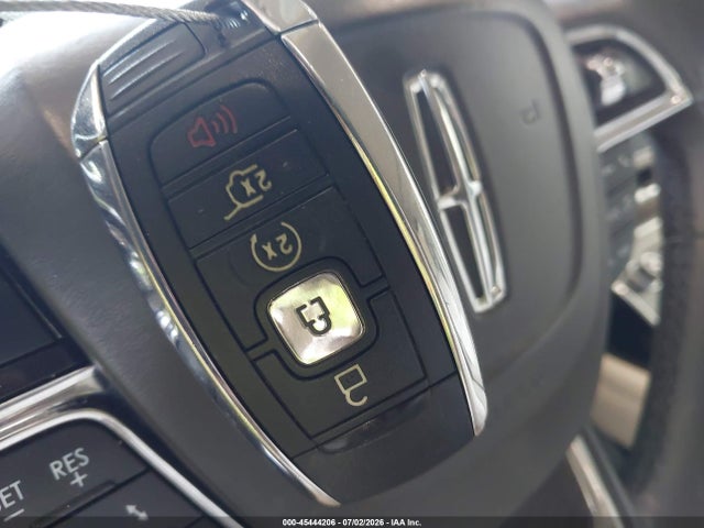 5LMJJ3LT6KEL26229 Lincoln Navigator L Reserve