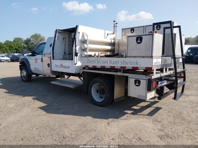 45444239 :رقم المزاد ، 1FDUF4GY4FED10193 vin ، 2015 Ford F-450 Chassis Xl/xlt مزاد بيع