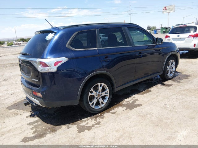 JA4AD3A30FZ004650 Mitsubishi Outlander Se