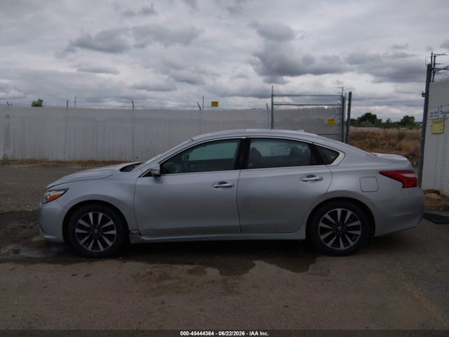 Продажа на аукционе авто 2017 Nissan Altima 2.5 Sl, vin: 1N4AL3AP3HC208995, номер лота: 45444364