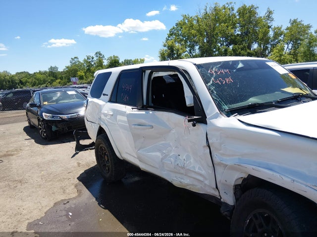 2017 Toyota 4runner Trd Pro მანქანა იყიდება აუქციონზე, vin: JTEBU5JR1H5422179, აუქციონის ნომერი: 45444384