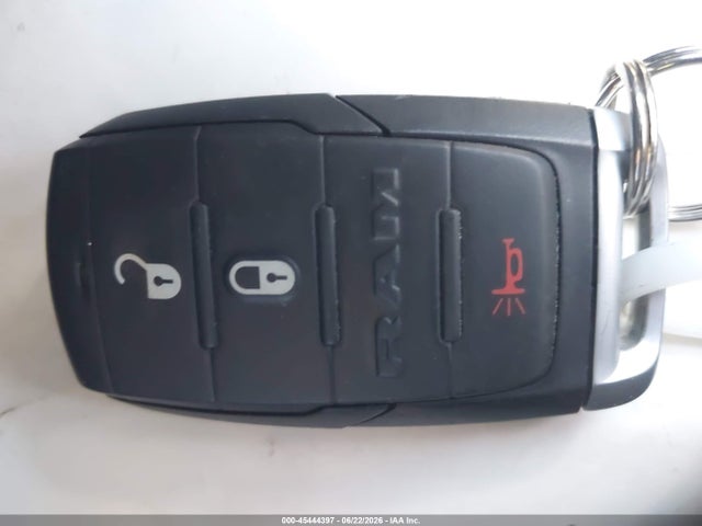 45444397 :رقم المزاد ، 1C6RREGG8KN805903 vin ، 2019 Ram 1500 Tradesman  4x2 5'7 Box مزاد بيع