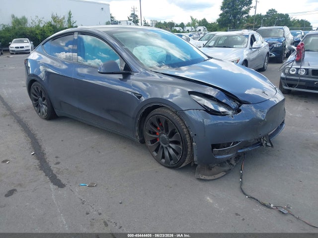 Tesla Model Y Performance Dual Motor All-wheel Drive 2022 7SAYGDEF6NF448032 zdjęcie główne