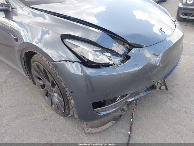 Продажа на аукционе авто 2022 Tesla Model Y Performance Dual Motor All-wheel Drive, vin: 7SAYGDEF6NF448032, номер лота: 45444405