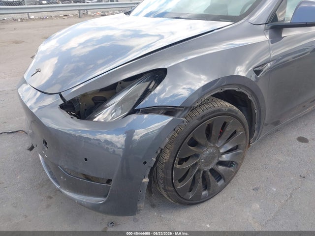 Продажа на аукционе авто 2022 Tesla Model Y Performance Dual Motor All-wheel Drive, vin: 7SAYGDEF6NF448032, номер лота: 45444405