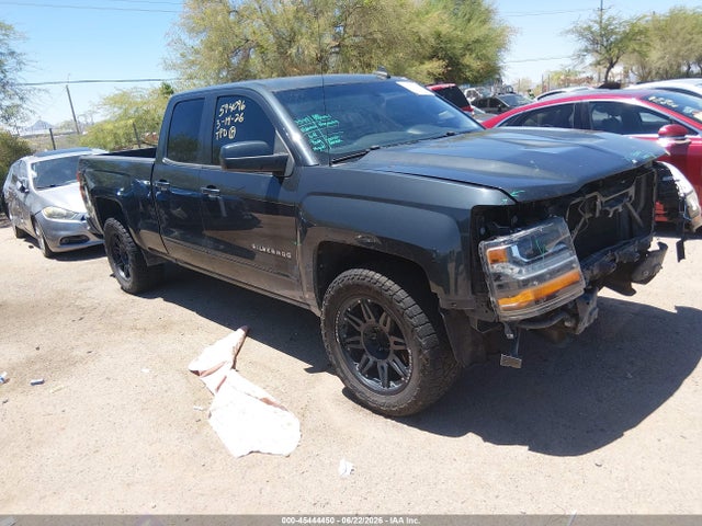 45444450 :رقم المزاد ، 2GCRCREC8J1100651 vin ، 2018 Chevrolet Silverado 1500 Lt مزاد بيع