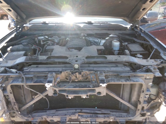 45444450 :رقم المزاد ، 2GCRCREC8J1100651 vin ، 2018 Chevrolet Silverado 1500 Lt مزاد بيع