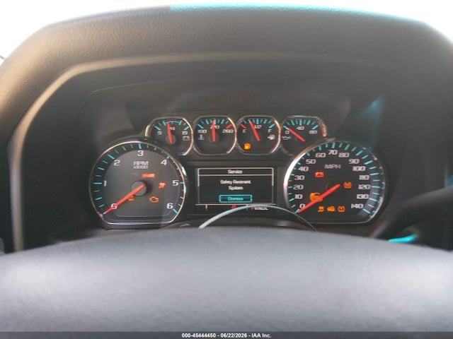 45444450 :رقم المزاد ، 2GCRCREC8J1100651 vin ، 2018 Chevrolet Silverado 1500 Lt مزاد بيع