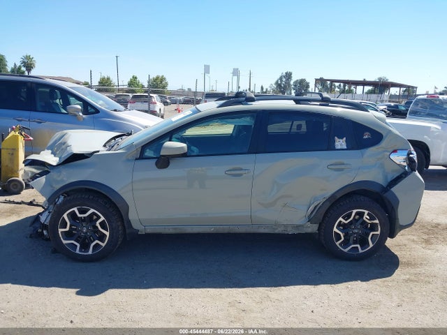 Subaru Crosstrek 2.0i Premium 2017 JF2GPABC3HH270054 Image 18