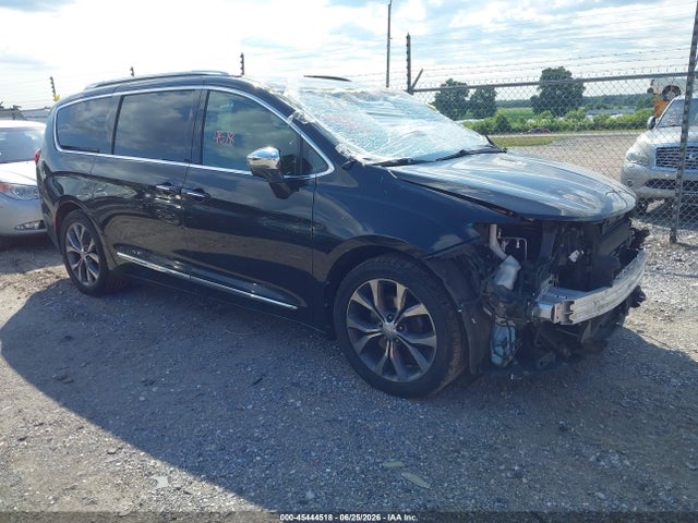 45444518 :رقم المزاد ، 2C4RC1GG6HR544866 vin ، 2017 Chrysler Pacifica Limited مزاد بيع
