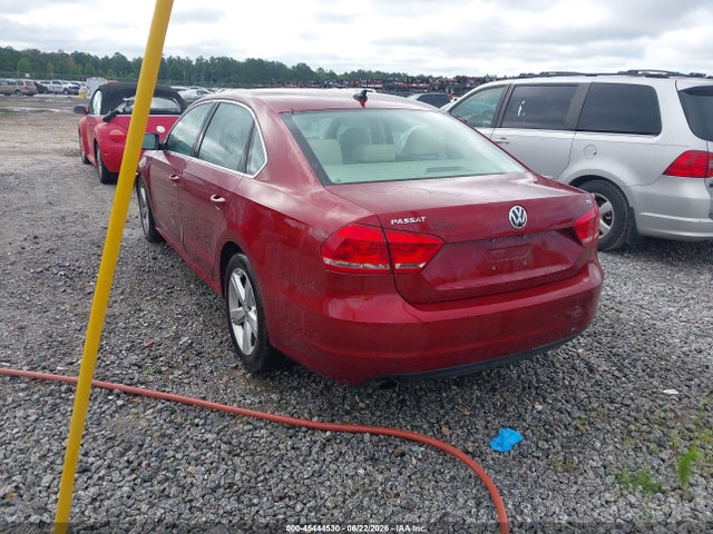 Volkswagen Passat 1.8t Limited Edition 2015 1VWAT7A38FC118461 Image 3