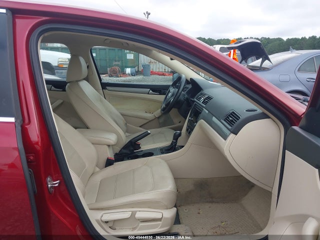 Volkswagen Passat 1.8t Limited Edition 2015 1VWAT7A38FC118461 Image 5