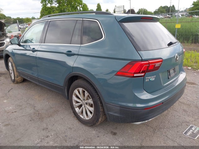 Продаж на аукціоні авто 2019 Volkswagen Tiguan 2.0t Se/2.0t Sel/2.0t Sel R-line/2.0t Sel R-line Black, vin: 3VV2B7AX8KM095996, номер лоту: 45444544
