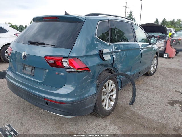 Продаж на аукціоні авто 2019 Volkswagen Tiguan 2.0t Se/2.0t Sel/2.0t Sel R-line/2.0t Sel R-line Black, vin: 3VV2B7AX8KM095996, номер лоту: 45444544