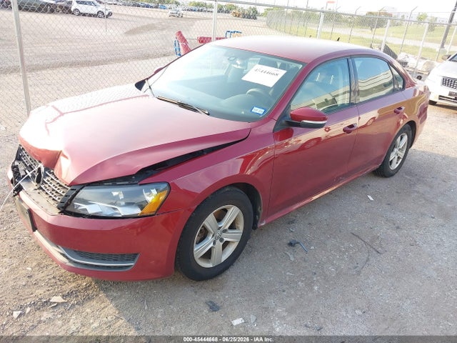 Aukcja sprzedaży 2015 Volkswagen Passat 1.8t S, vin: 1VWAT7A32FC073579, numer aukcji: 45444668