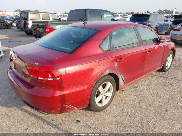 Aukcja sprzedaży 2015 Volkswagen Passat 1.8t S, vin: 1VWAT7A32FC073579, numer aukcji: 45444668