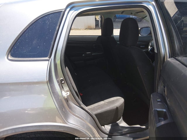 45444726 :رقم المزاد ، JA4AP4AUXLU027108 vin ، 2020 Mitsubishi Outlander Sport 2.0 Se مزاد بيع