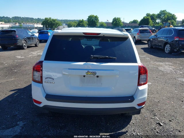 Jeep Compass Sport 2014 1C4NJDBB9ED721779 Image 16