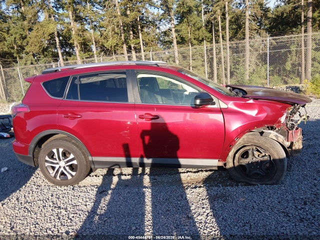 45444751 :رقم المزاد ، JTMBFREV9JD227035 vin ، 2018 Toyota Rav4 Le مزاد بيع