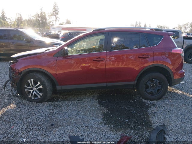 Toyota RAV4 LE 2018 JTMBFREV9JD227035 Image 14