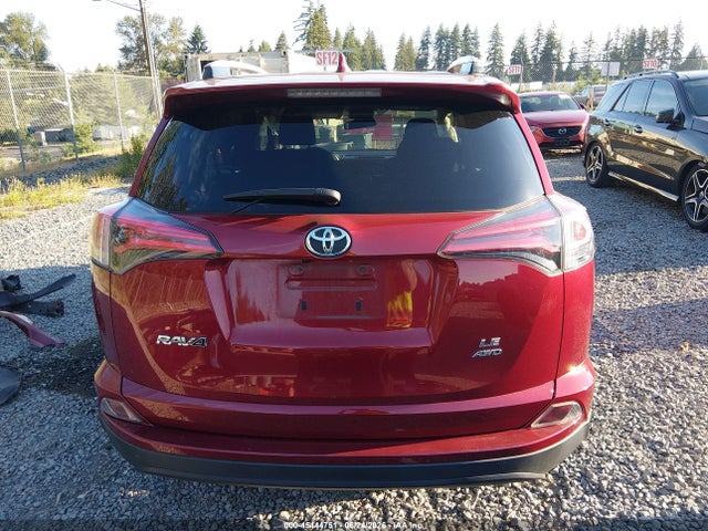 Toyota RAV4 LE 2018 JTMBFREV9JD227035 Image 16
